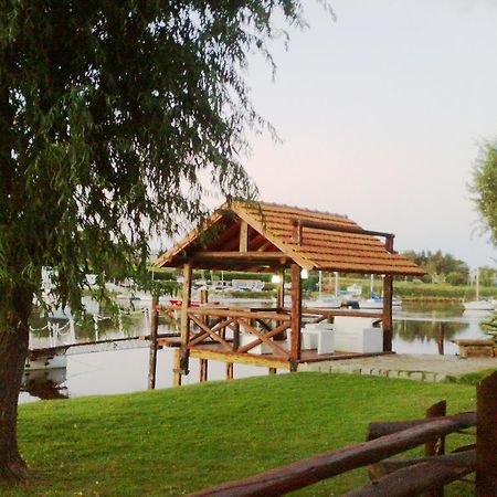 Cabanas Rio Quequen 네코체아 외부 사진